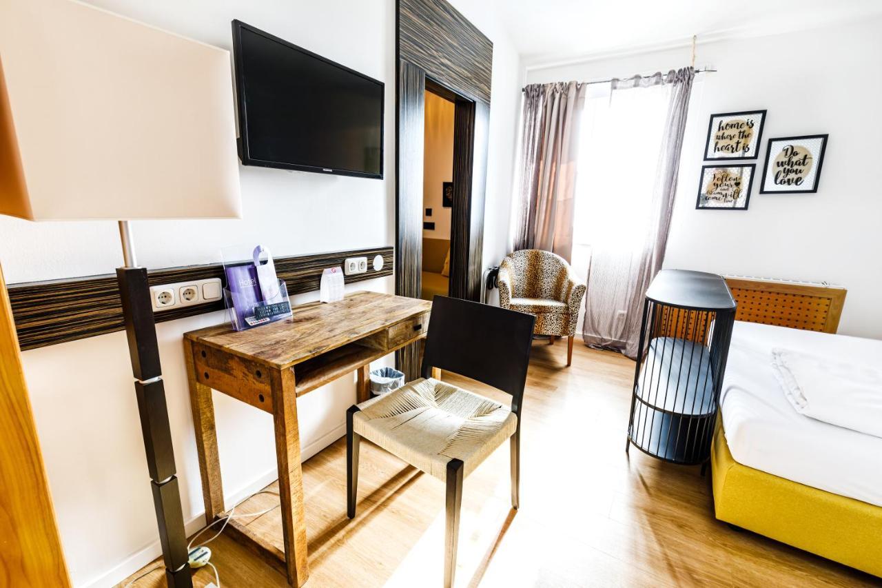 Arthotel Restaurant Pfeffermuehle Ingolstadt Ngoại thất bức ảnh